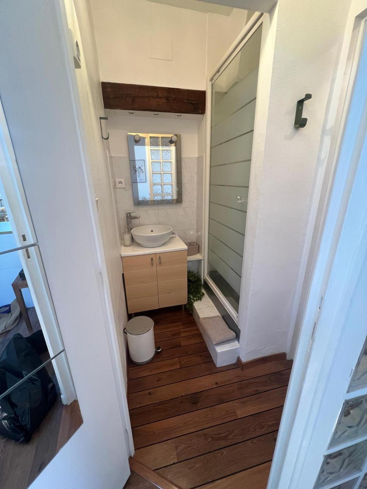 Le Fleuri - Reims - Wifi Gratuit - Quartier Calme Apartman Kültér fotó